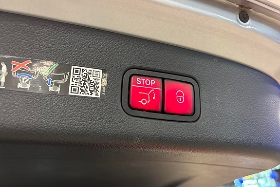 Mercedes-Benz GLC300 de 15 of 20