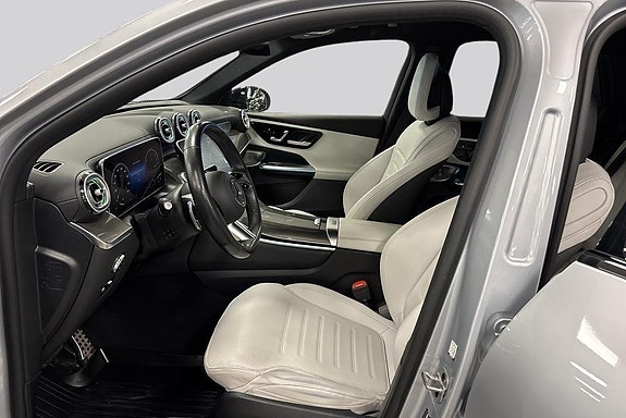 Mercedes-Benz GLC300 de 8 of 20
