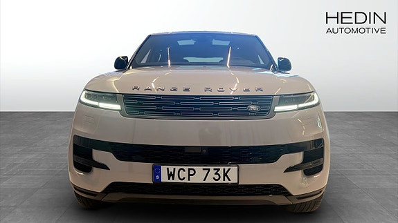 Land Rover Range Rover Sport 8 of 13