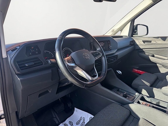 Volkswagen Caddy Maxi 9 of 13