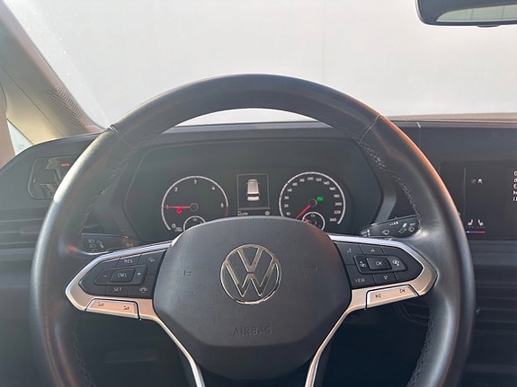 Volkswagen Caddy Maxi 11 of 13