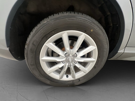 Audi Q3 26 of 29