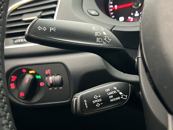 Audi Q3 15 of 29