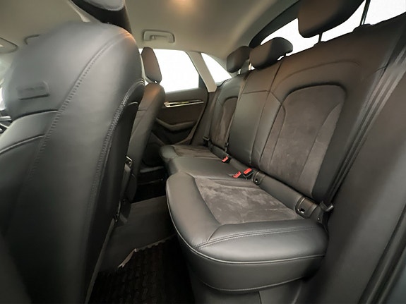 Audi Q3 24 of 29