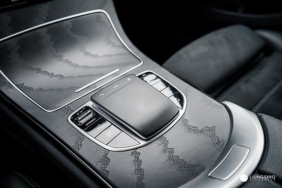 Mercedes-Benz GLC300 de 10 of 18