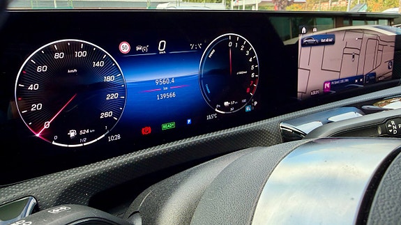 Mercedes-Benz CLA250 e 17 of 20