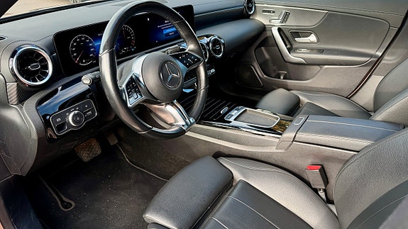 Mercedes-Benz CLA250 e 13 of 20