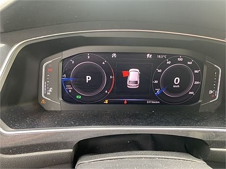 Volkswagen Tiguan Allspace 6 of 10