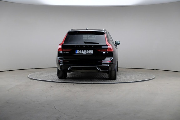 Volvo XC60 2 of 3