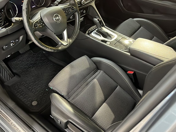 Opel Insignia 13 of 24