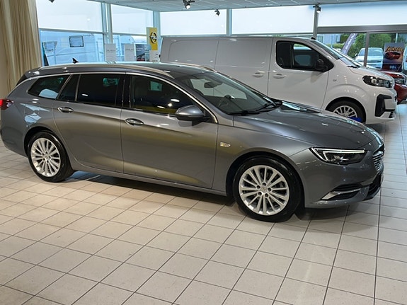 Opel Insignia 3 of 24