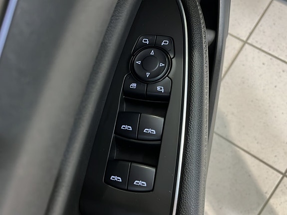 Opel Insignia 15 of 24