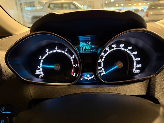 Ford Fiesta 11 of 21