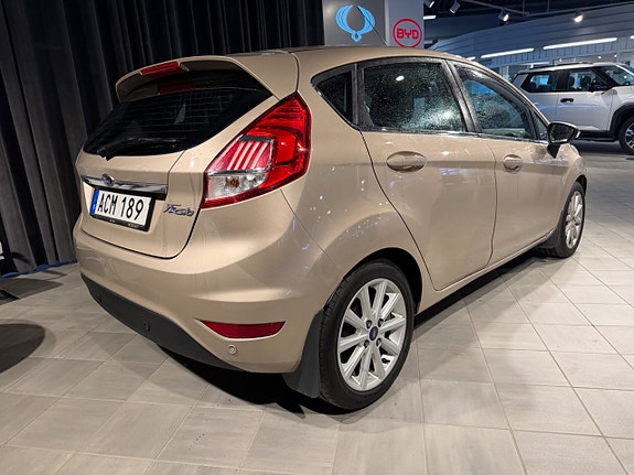 Ford Fiesta 4 of 21