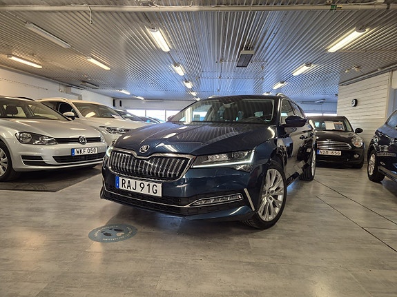 Skoda Superb 9 of 22