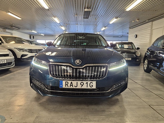 Skoda Superb 5 of 22