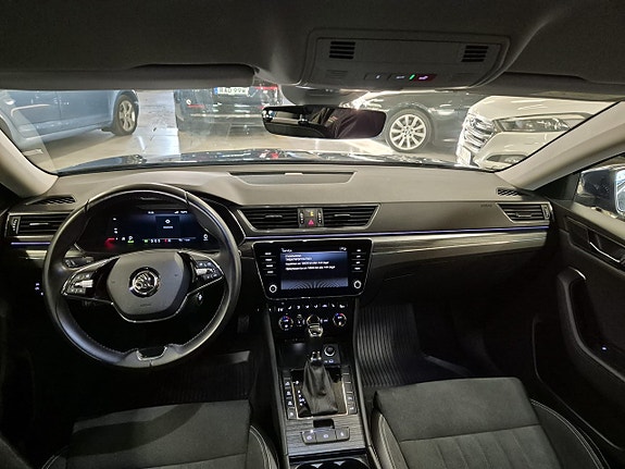 Skoda Superb 19 of 22