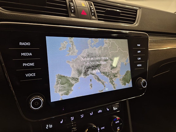 Skoda Superb 17 of 22