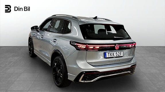 Volkswagen Tiguan 3 of 14
