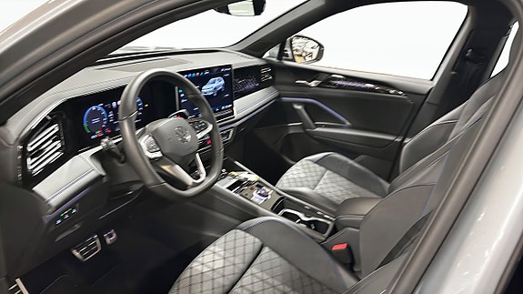 Volkswagen Tiguan 7 of 14