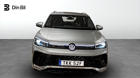 Volkswagen Tiguan 4 of 14