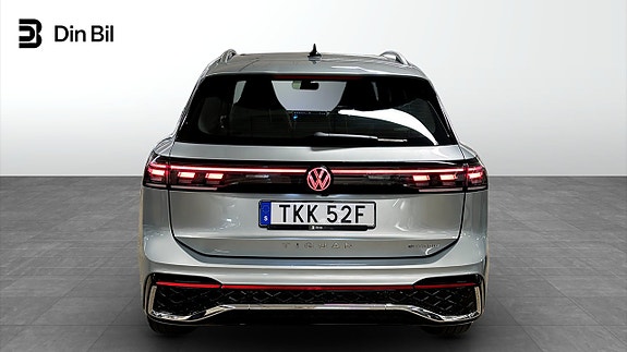 Volkswagen Tiguan 5 of 14