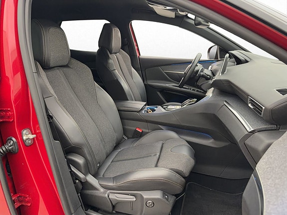 Peugeot 3008 25 of 30