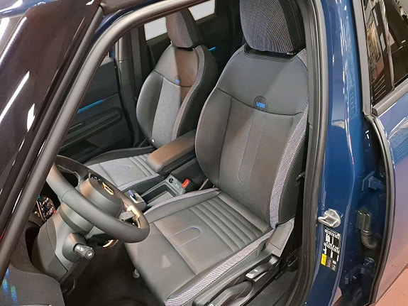 MINI Countryman SE 6 of 16