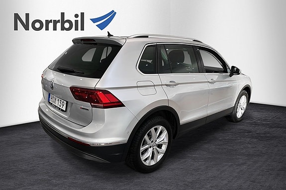 Volkswagen Tiguan 4 of 10