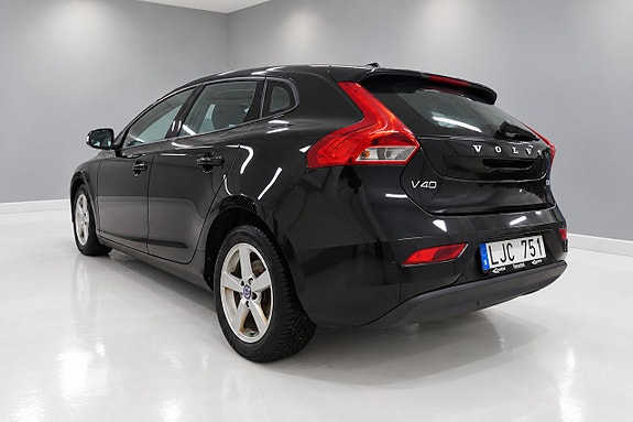 Volvo V40 10 of 11