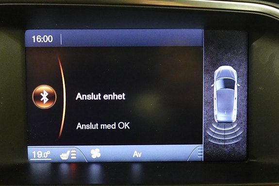 Volvo V40 7 of 11