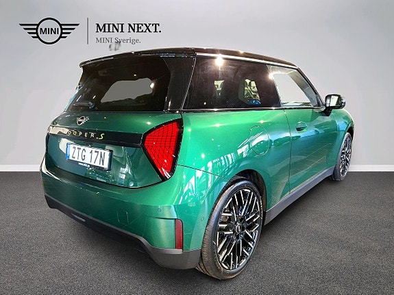 MINI Cooper SE 5 of 16