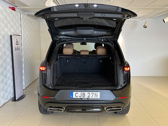 Land Rover Range Rover Sport 6 of 13