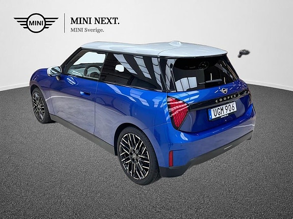 MINI Cooper SE 5 of 15