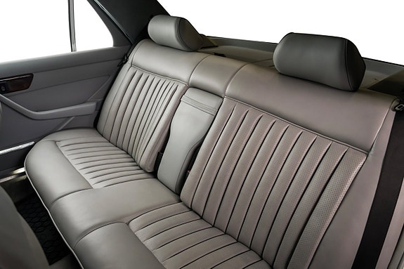 Mercedes-Benz 300 SE 22 of 22