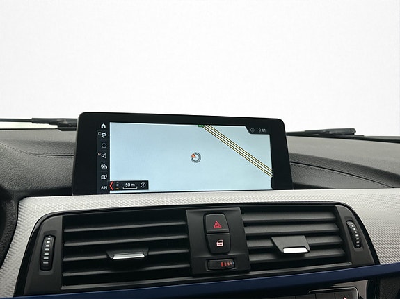BMW 330e 20 of 30