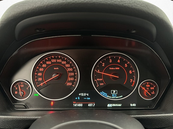 BMW 330e 16 of 30