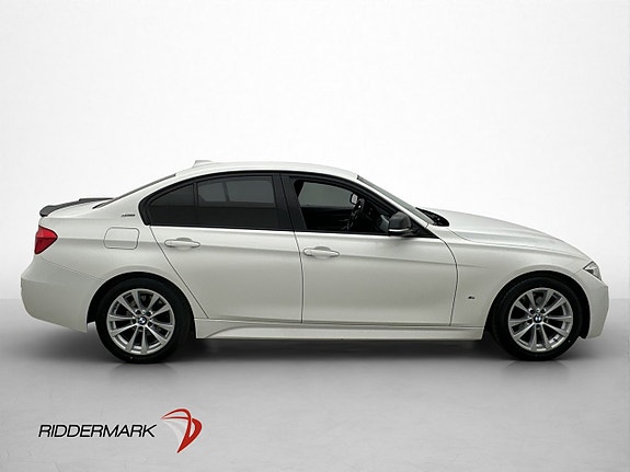 BMW 330e 9 of 30