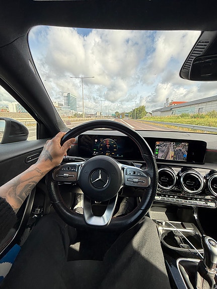Mercedes-Benz A180 4 of 7