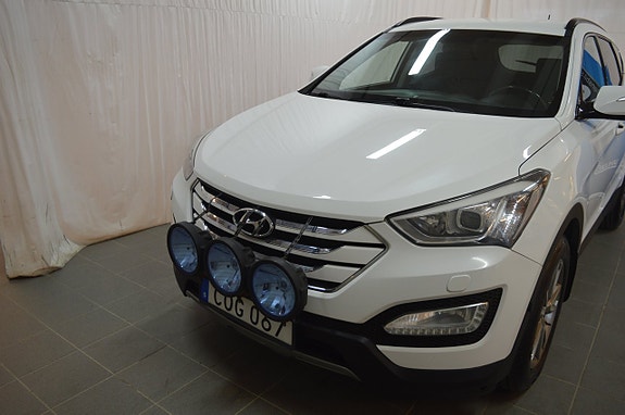 Hyundai Santa Fe 2 of 19