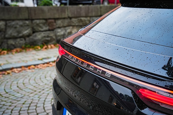 Porsche Cayenne Coupe 5 of 10
