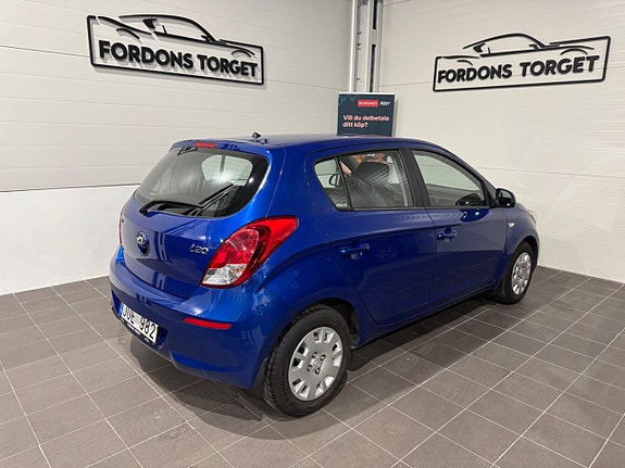 Hyundai i20 5 of 13