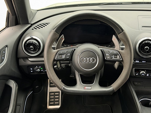 Audi RS3 13 of 30