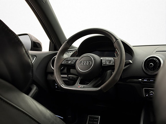 Audi RS3 11 of 30