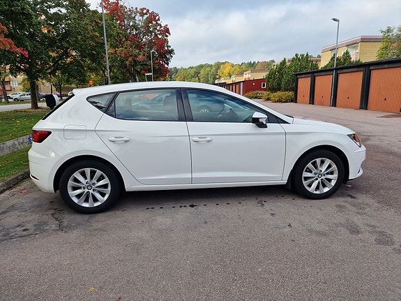 Seat Leon 2 of 6