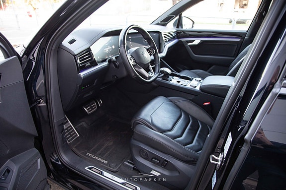 Volkswagen Touareg 6 of 24