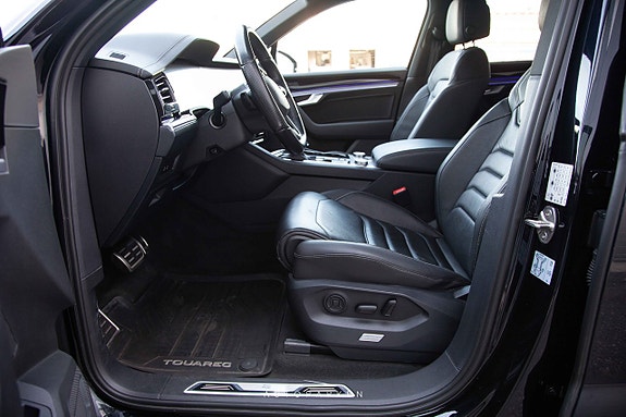 Volkswagen Touareg 7 of 24