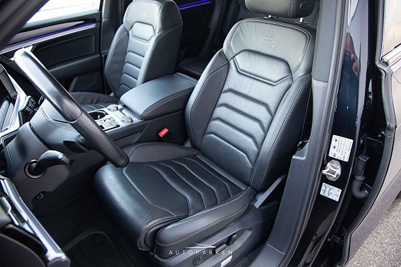 Volkswagen Touareg 8 of 24