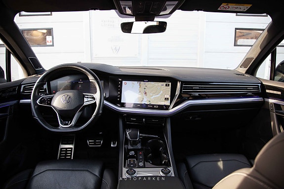 Volkswagen Touareg 21 of 24
