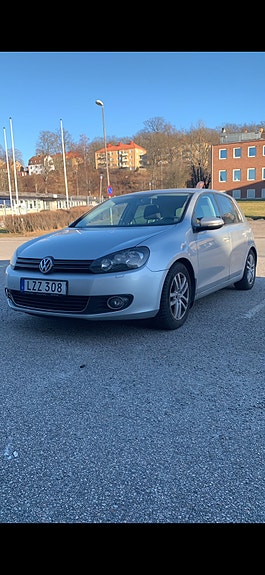 Volkswagen Golf VI 4 of 8